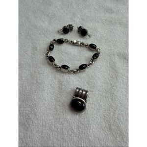 Vintage 925 Sterling Silver SE Mexico Black Onyx Bracelet Necklace Pendant Set